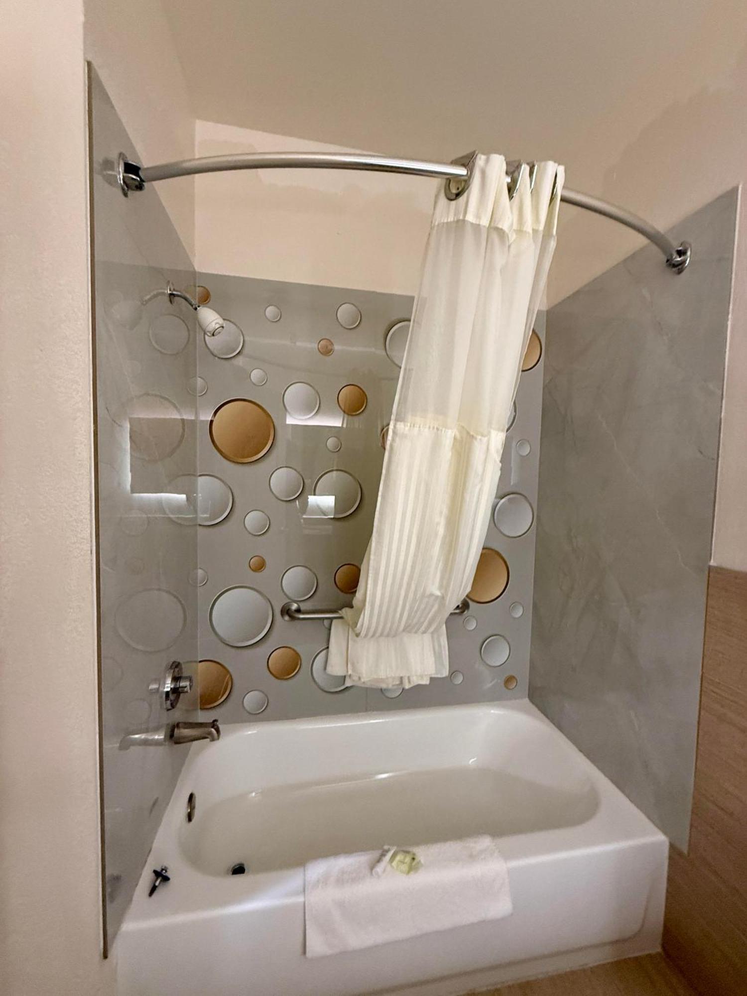 Baymont By Wyndham Texas City Ngoại thất bức ảnh